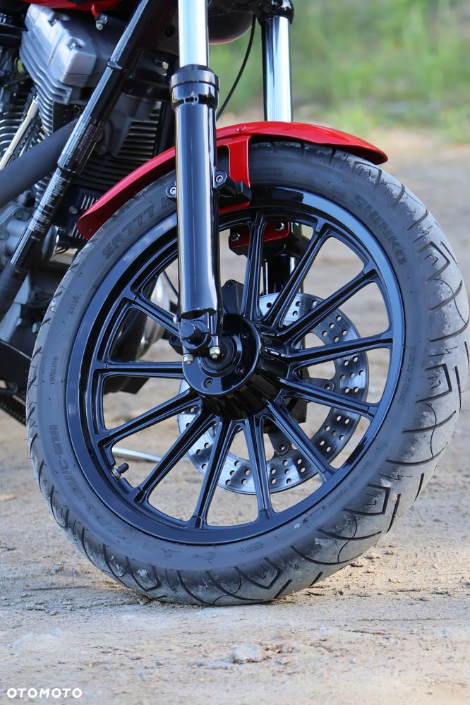 Harley-Davidson Dyna Super Glide - 21
