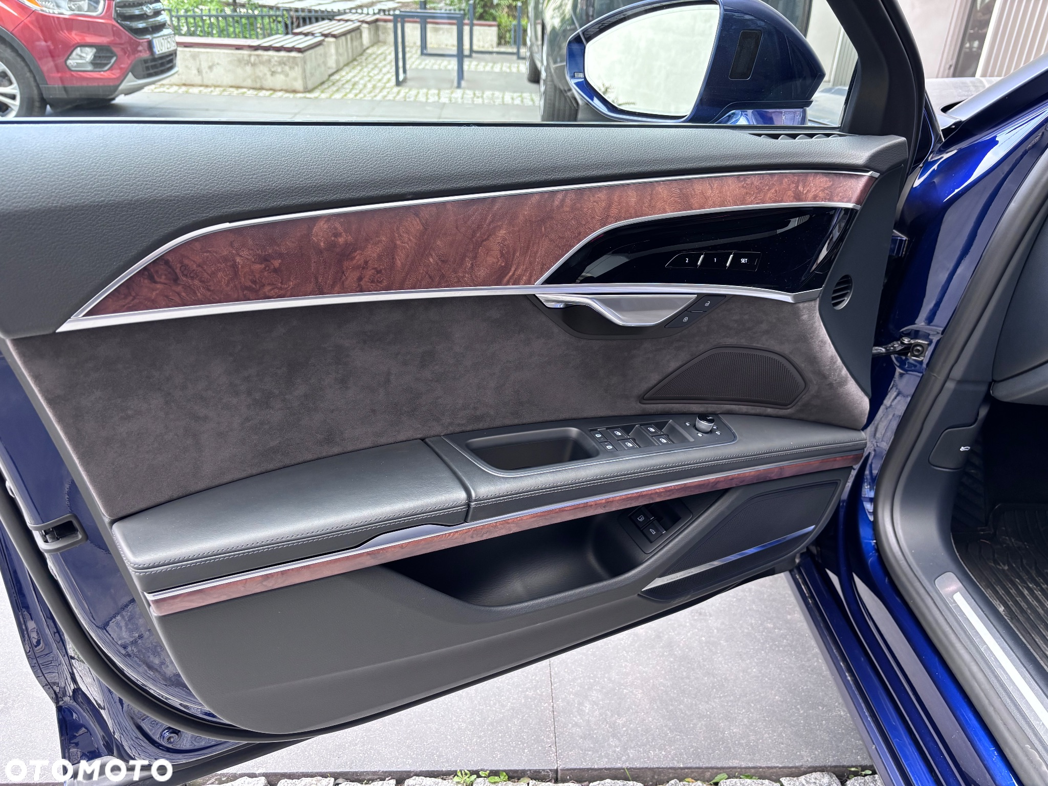 Audi A8 - 13