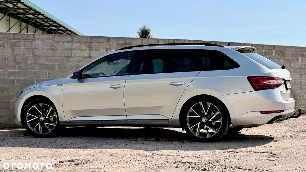 Skoda Superb 1.8 TSI DSG SportLine - 9