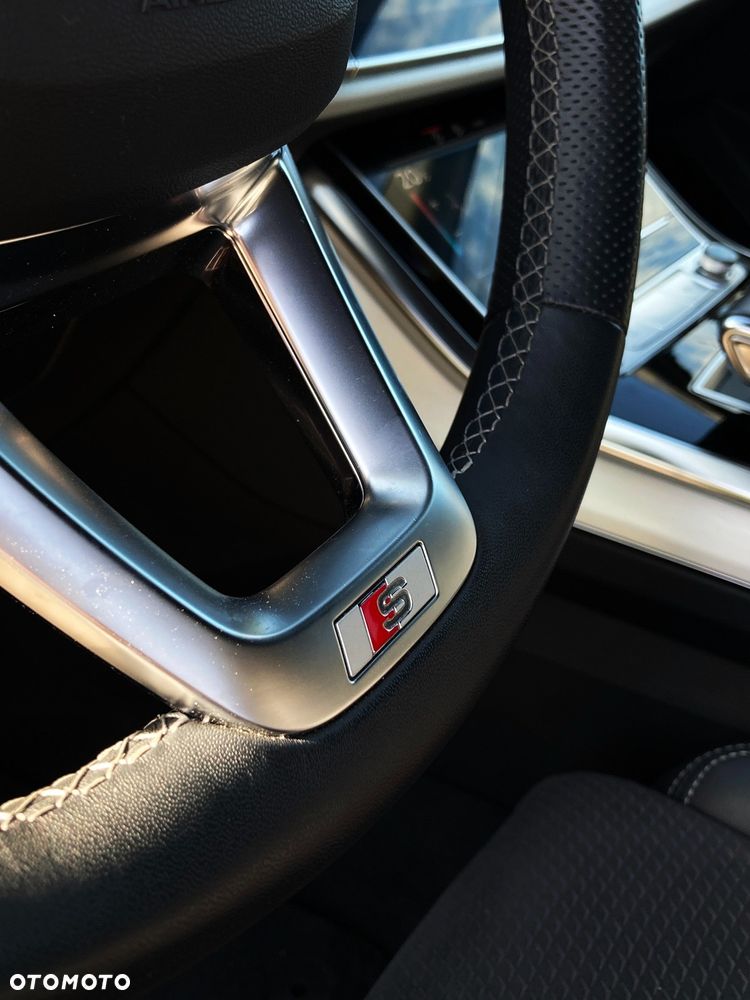 Audi Q7 55 TFSI mHEV Quattro S Line Tiptr - 15