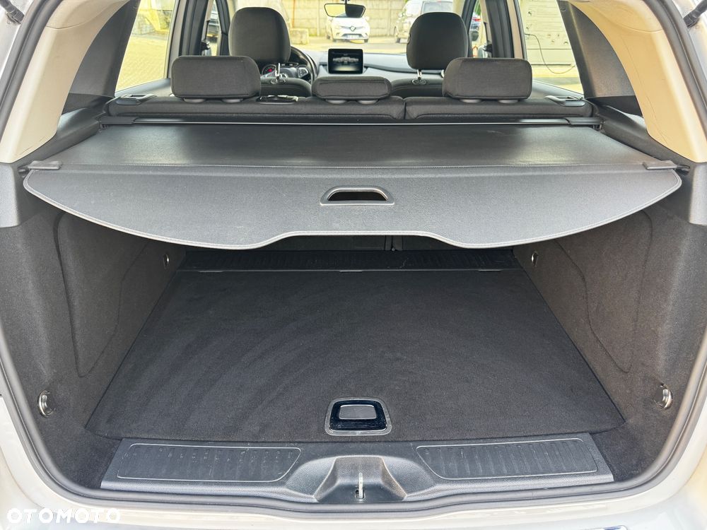 Mercedes-Benz Klasa B 180 (BlueEFFICIENCY) 7G-DCT - 18