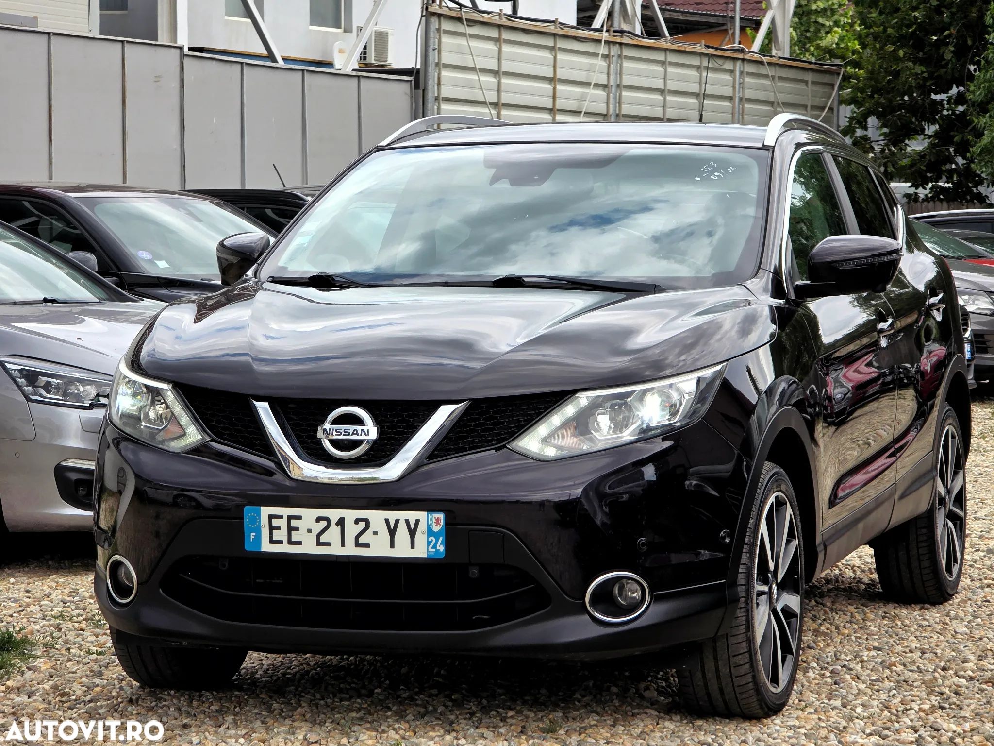 Nissan Qashqai 1.6 DCI Start/Stop Tekna - 1