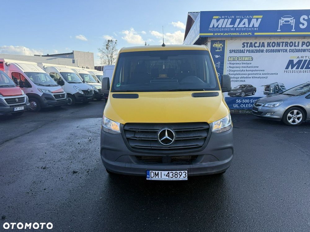 Mercedes-Benz Sprinter - 5