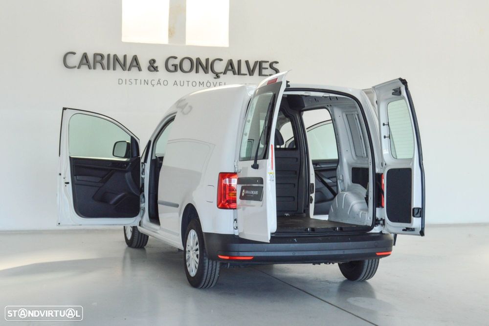 VW Caddy 2.0 TDi BlueMotion 2L - 12