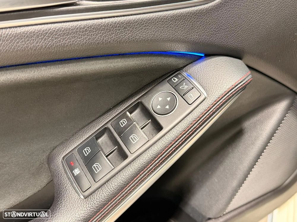Mercedes-Benz A 180 d 7G-DCT AMG Line - 29