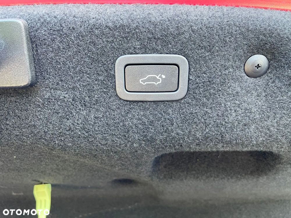 Jaguar XF 3.0 V6 S - 19