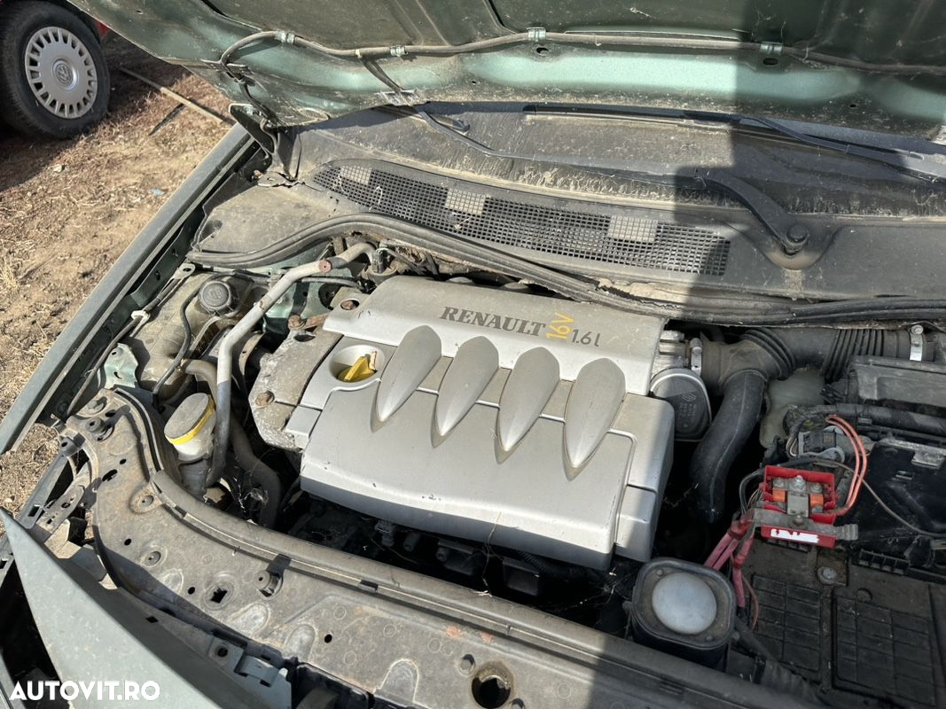 Dezmembrez Renault Megane 2 - 2