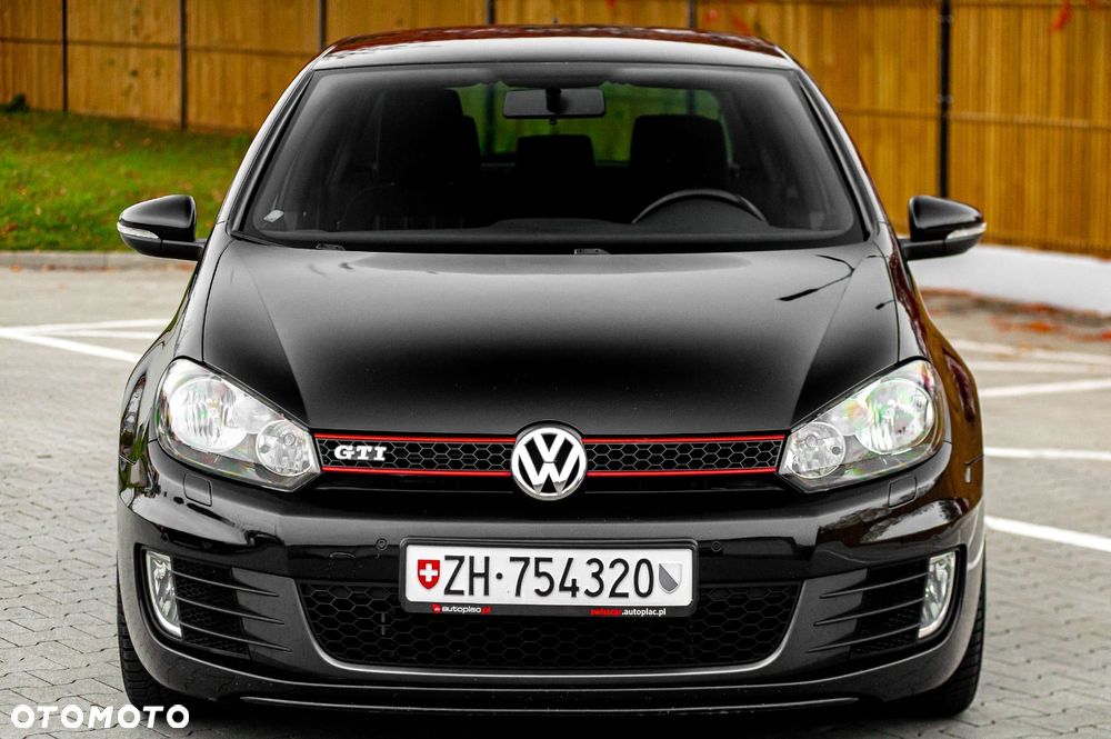 Volkswagen Golf 2010 photo 5