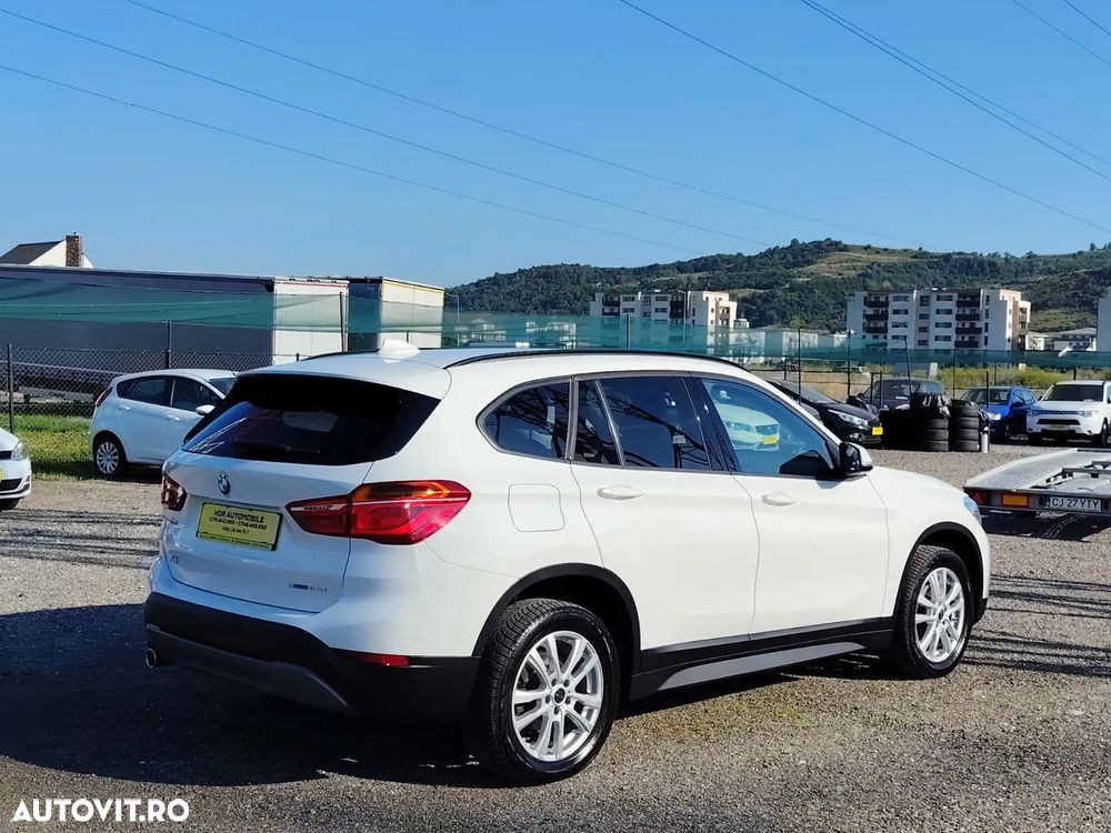 BMW X1 sDrive16d Standard - 12