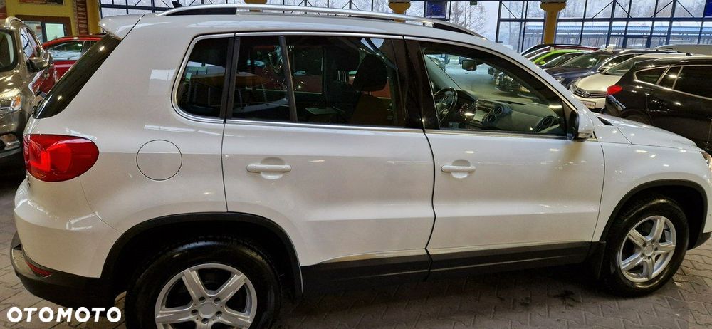 Volkswagen Tiguan - 11