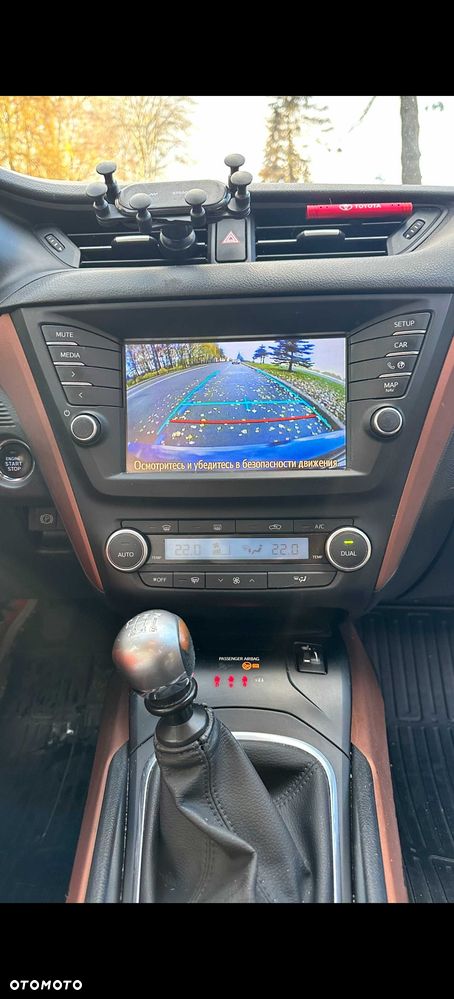 Toyota Avensis - 7