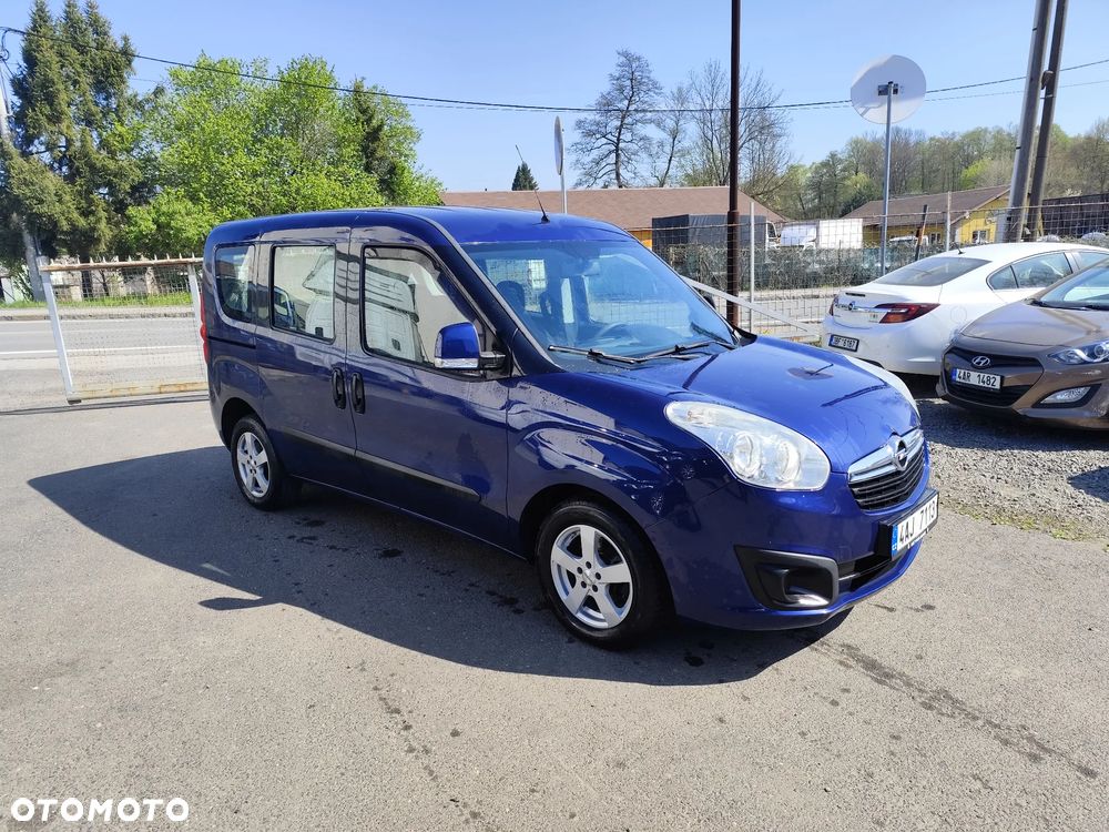 Opel Combo - 1