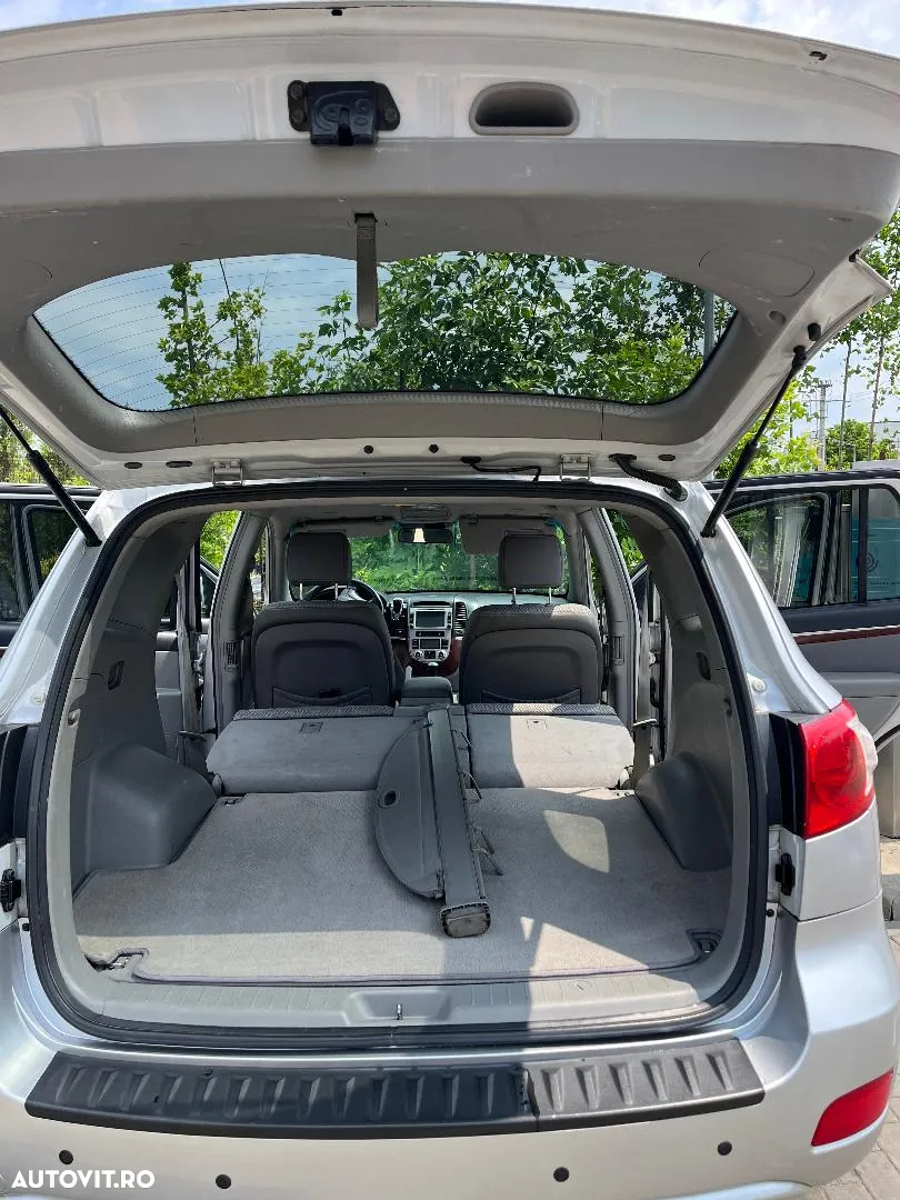 Hyundai Santa Fe - 2