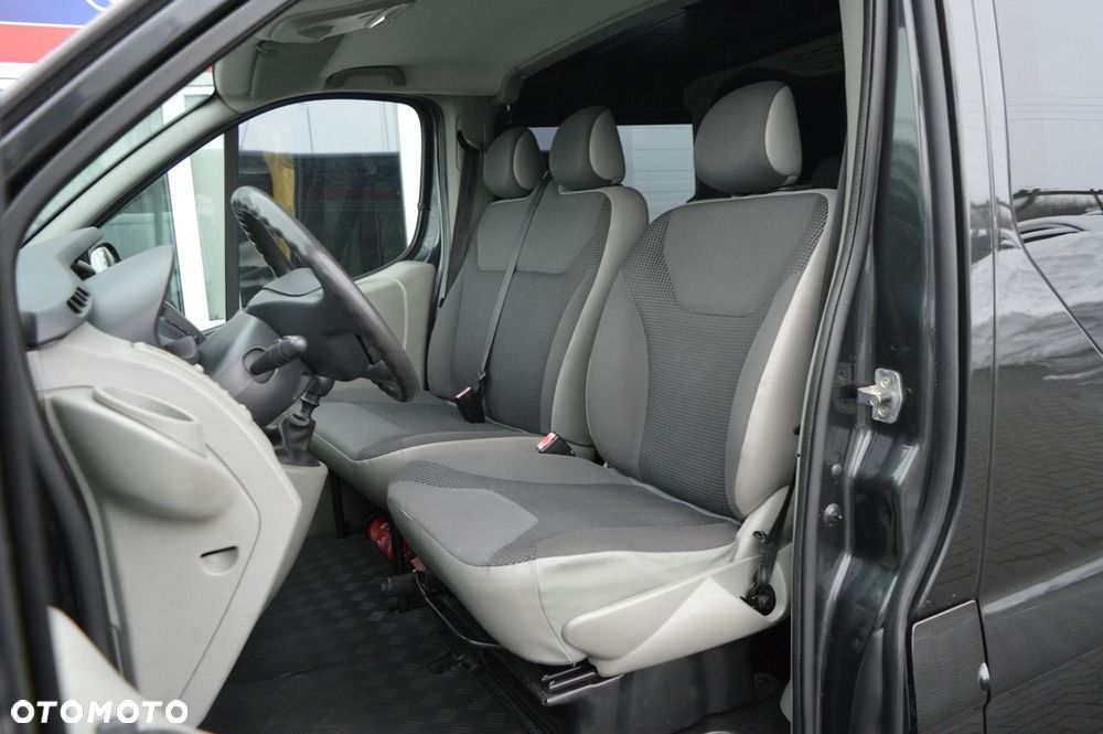 Opel Vivaro - 19