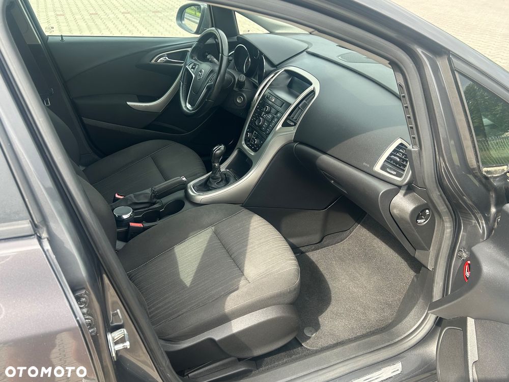 Opel Astra 1.4 ecoFLEX - 10