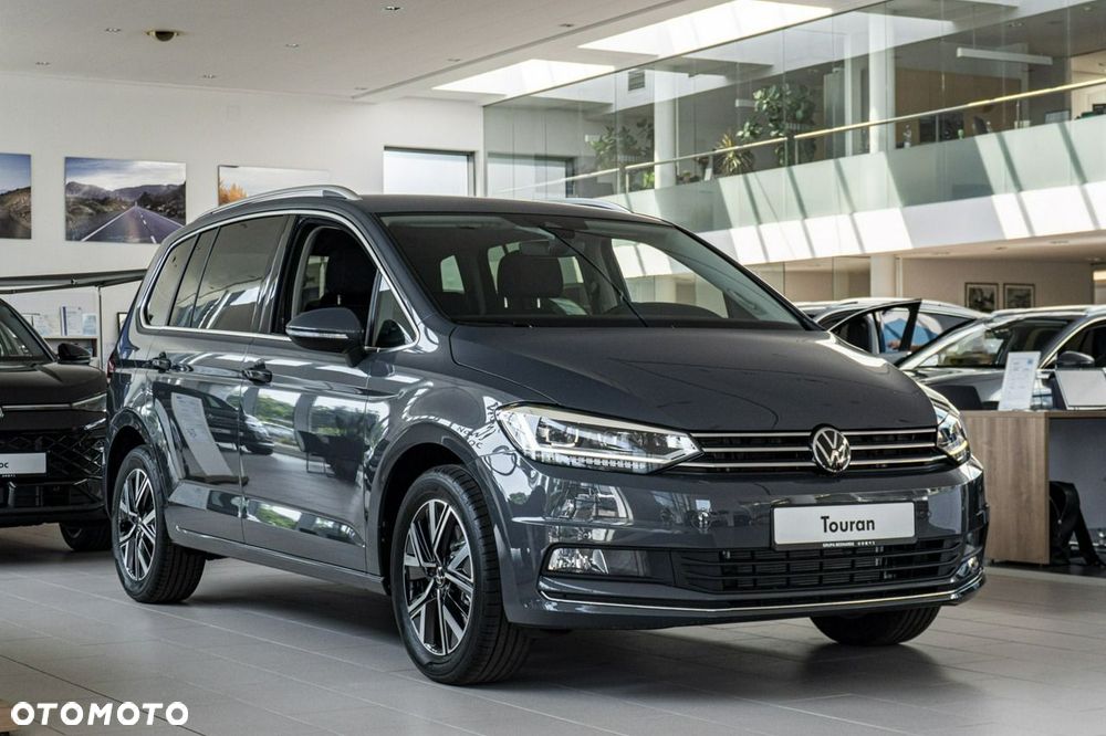 Volkswagen Touran - 3
