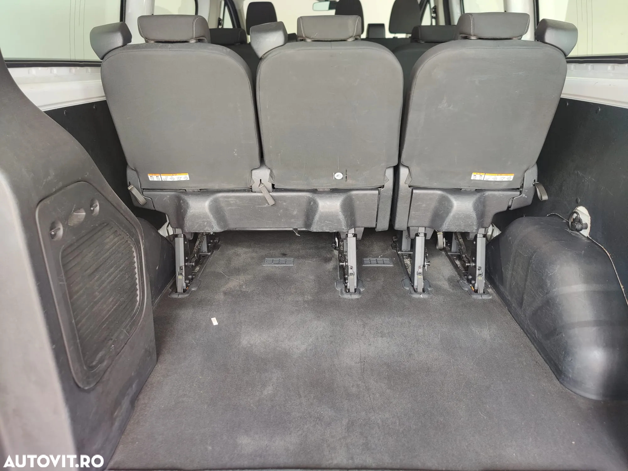 Ford Transit Custom Kombi 320 2.0 EcoBlue 130 CP L2H1 Trend Aut. - 21