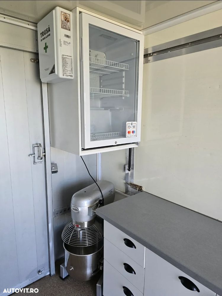 Mercedes-Benz Sprinter - 8