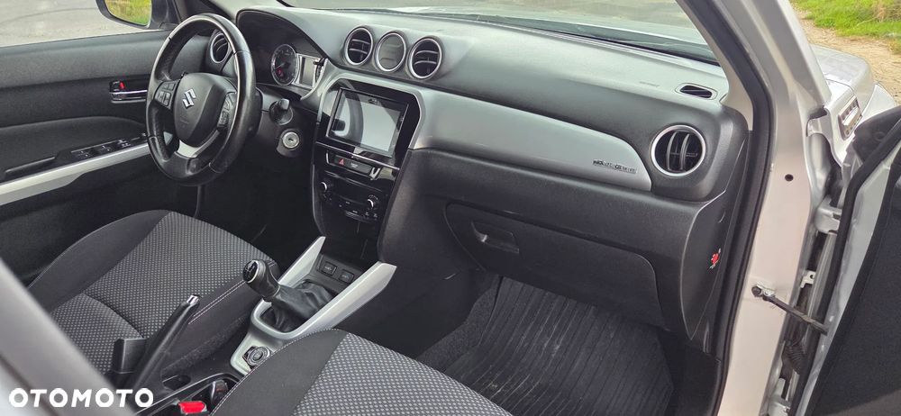 Suzuki Vitara 1.6 (4x4) Allgrip Comfort - 21