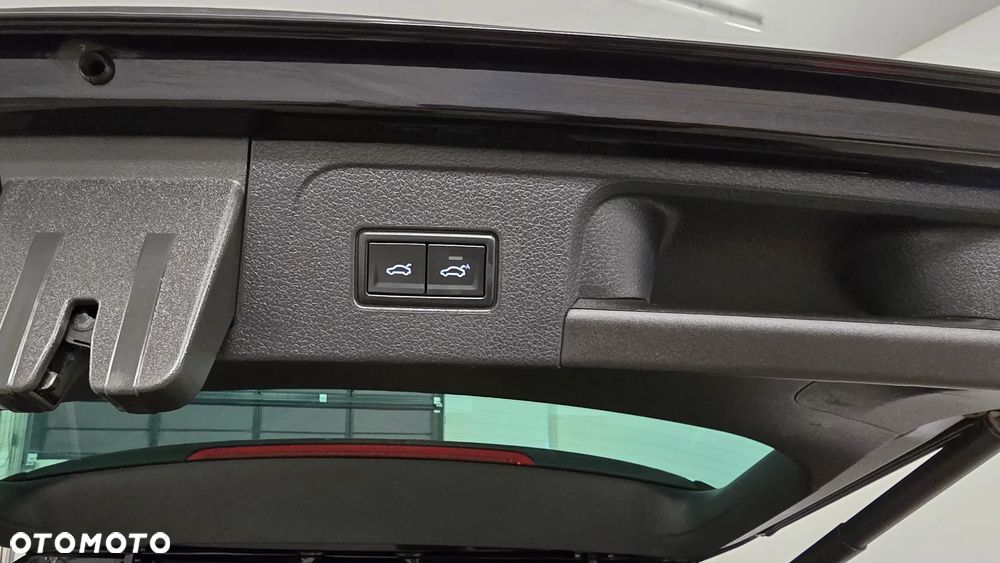 Volkswagen Passat - 10