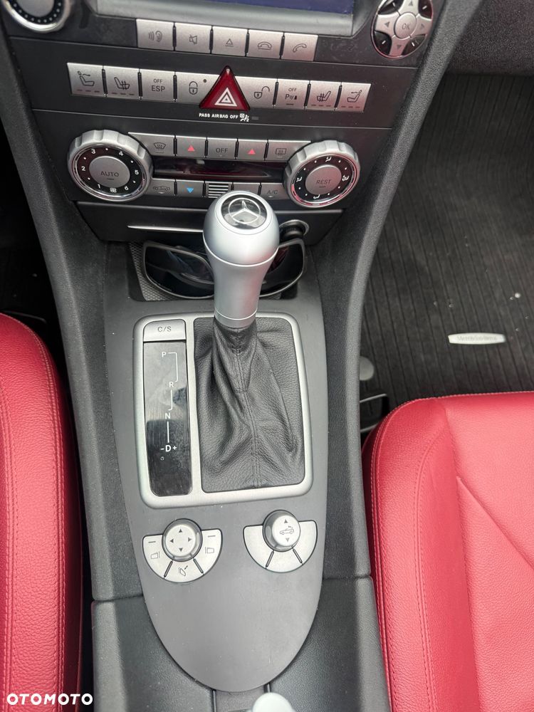 Mercedes-Benz SLK 300 7G-TRONIC Grand Edition - 12