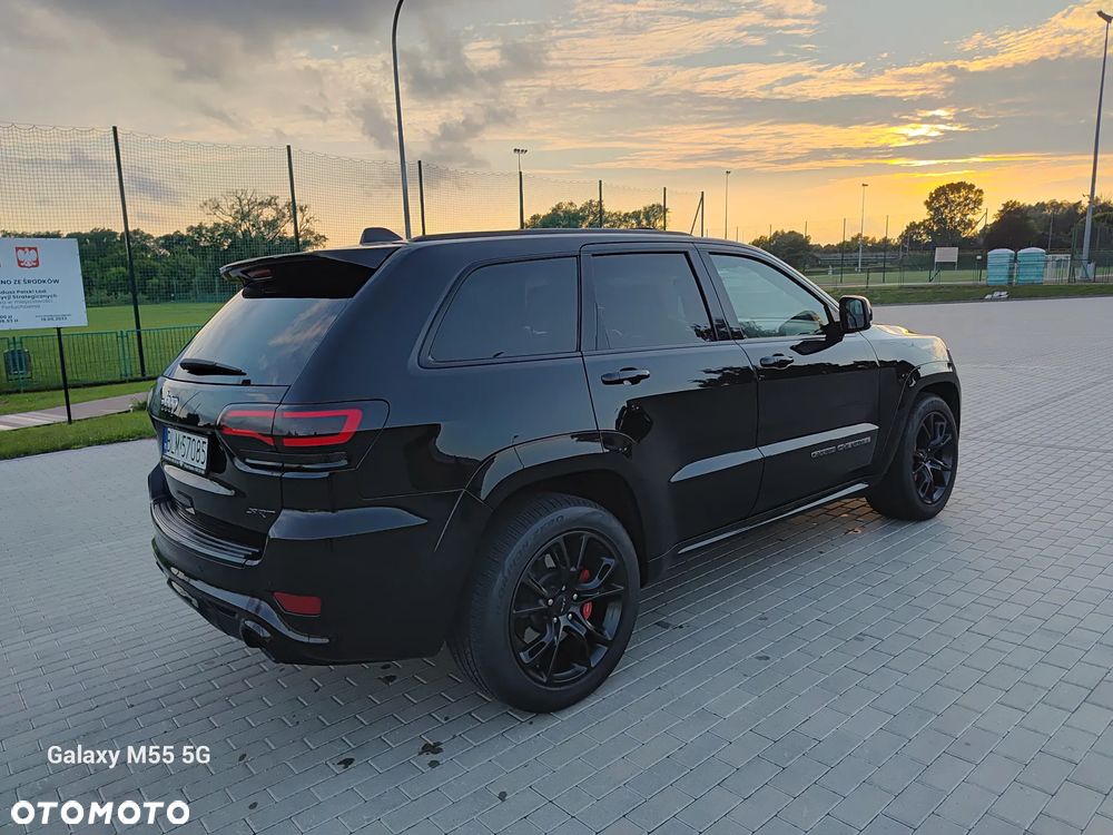 Jeep Grand Cherokee SRT Night - 25