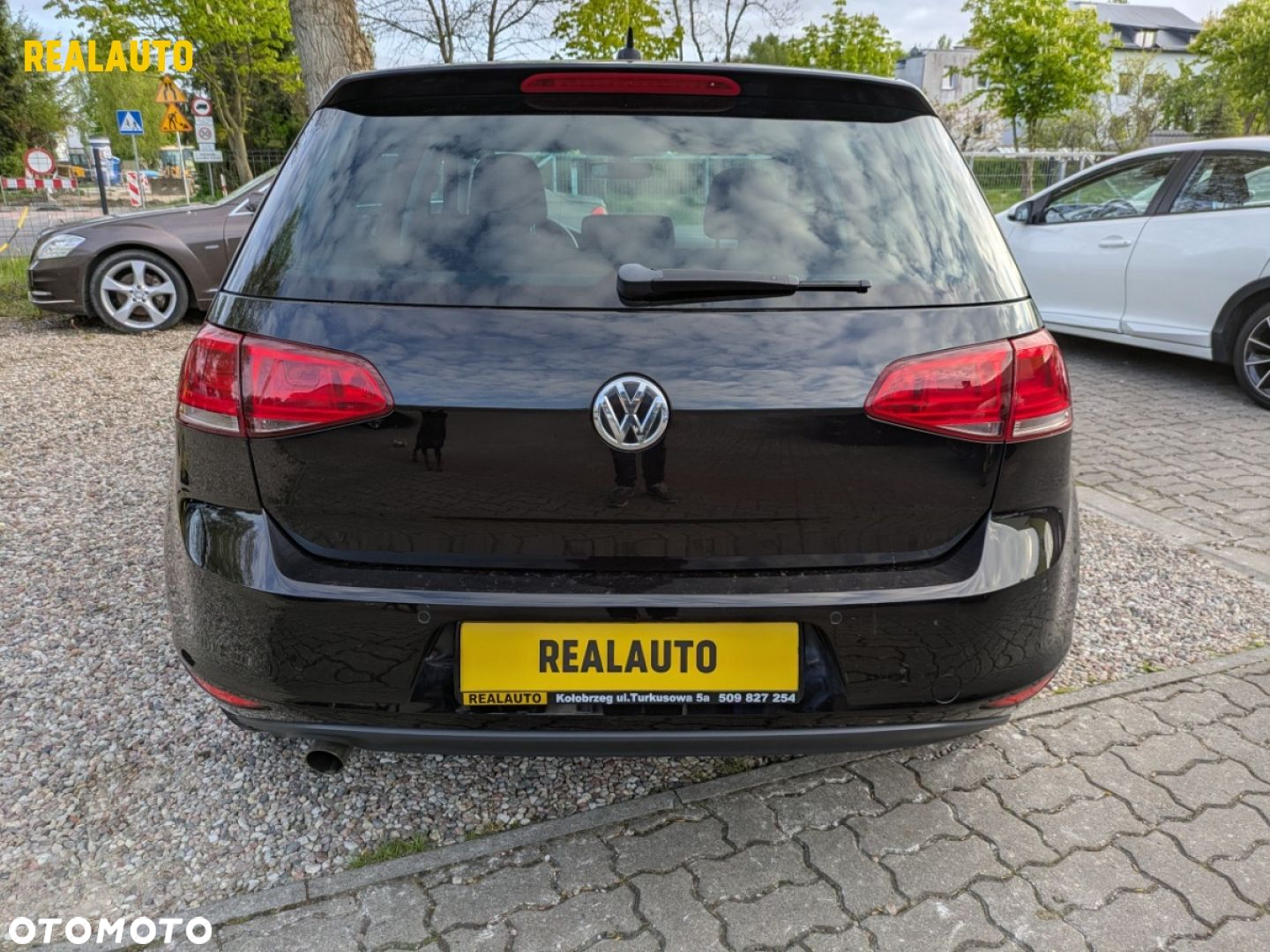 Volkswagen Golf - 17