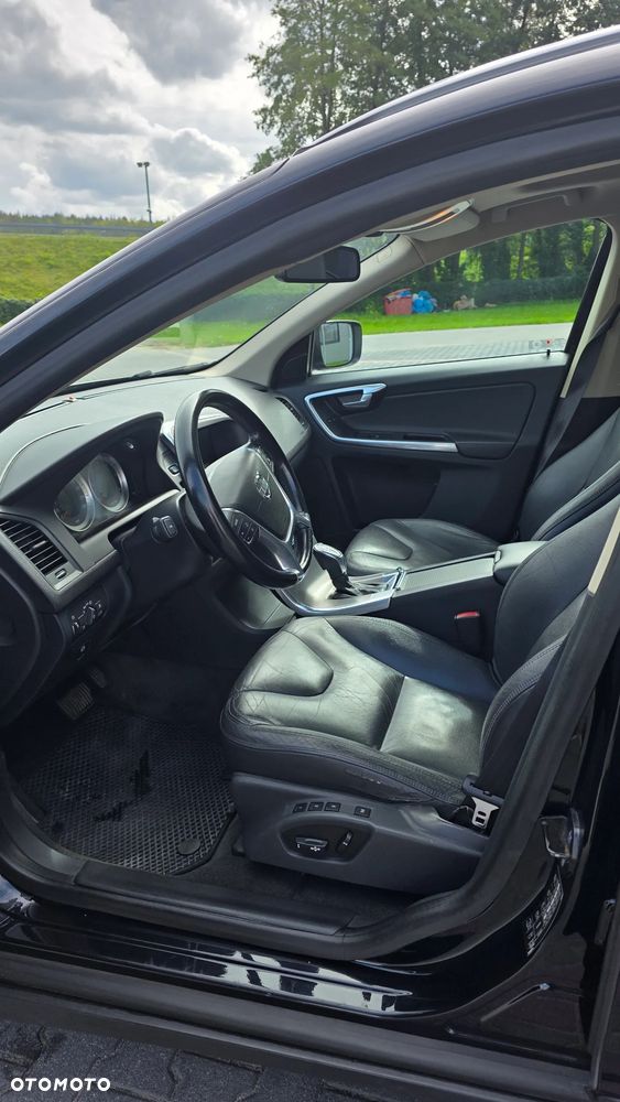 Volvo XC 60 - 6