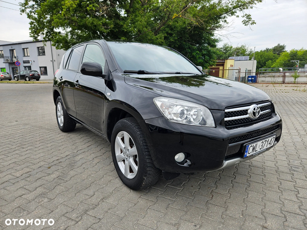 Toyota RAV4 2.0 4x4 Team