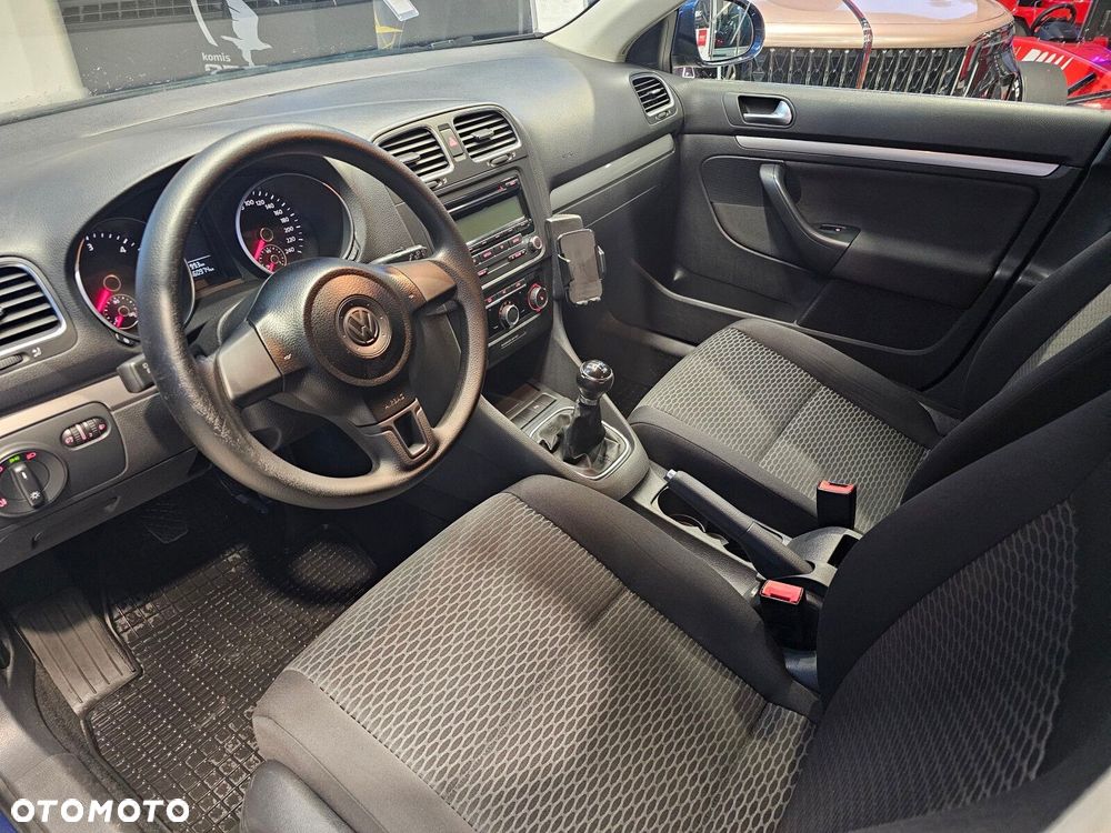 Volkswagen Golf - 11