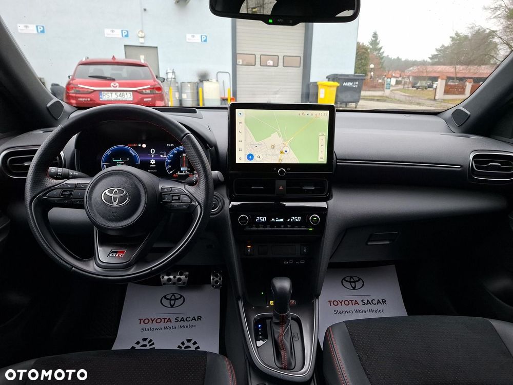 Toyota Yaris Cross Hybrid 1.5 GR Sport - 12