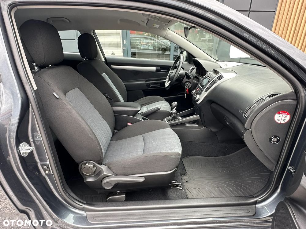 Kia ProCeed 1.4 Comfort - 27