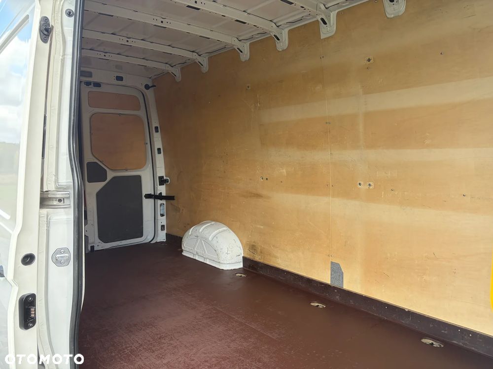 Volkswagen CRAFTER MAXI - 28