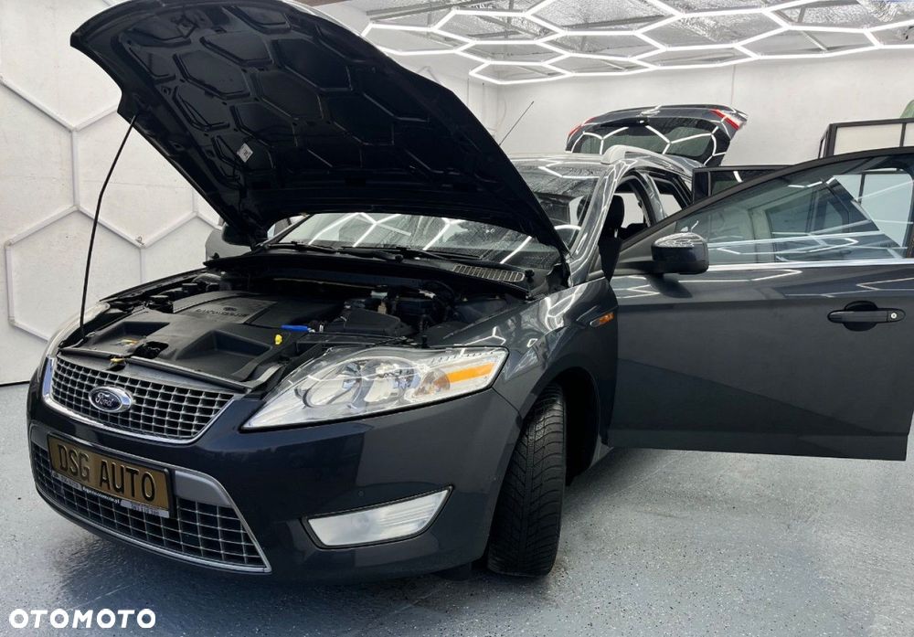 Ford Mondeo - 36