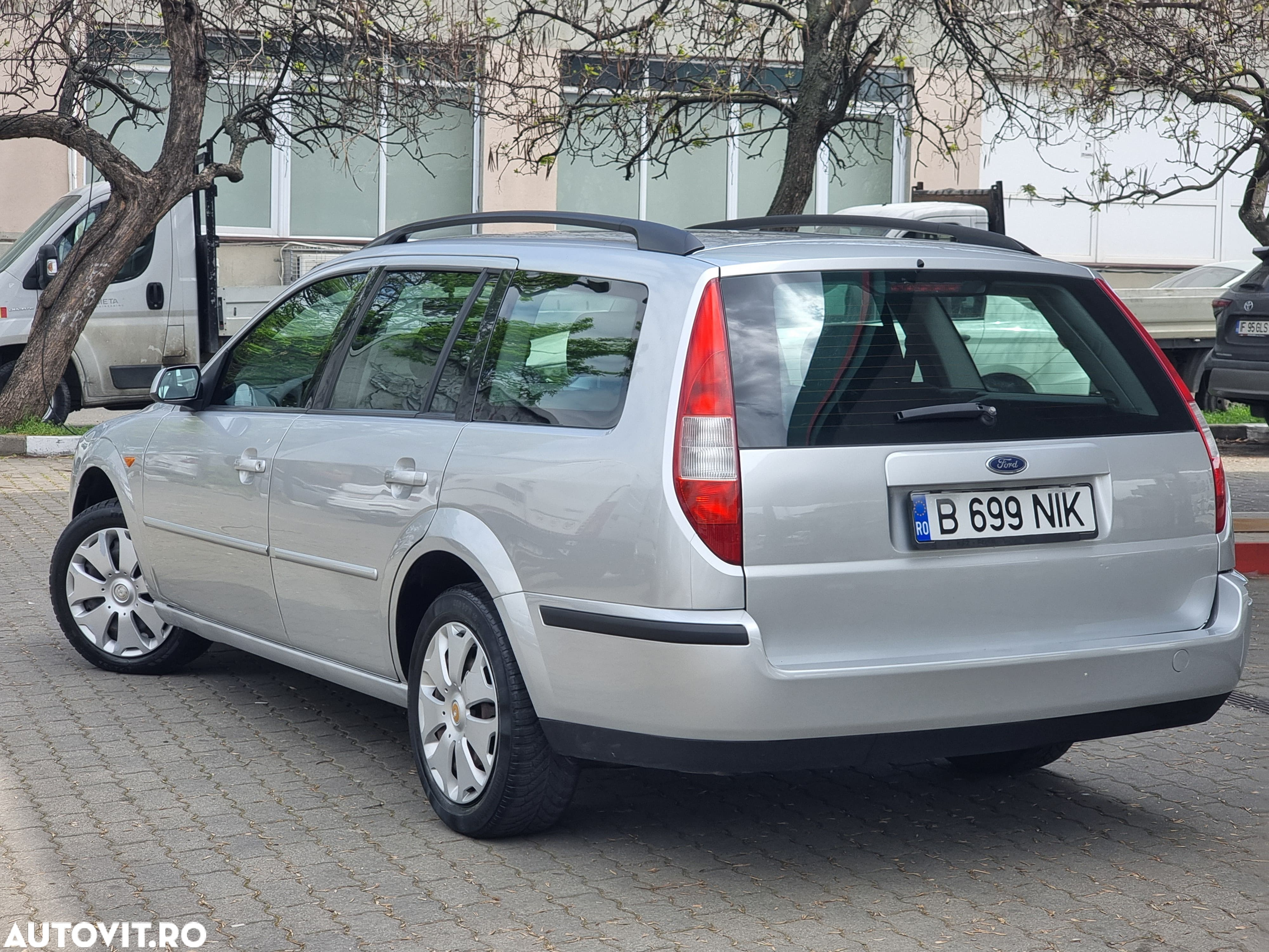 Ford Mondeo Wagon 1.8 SCI Ghia - 2