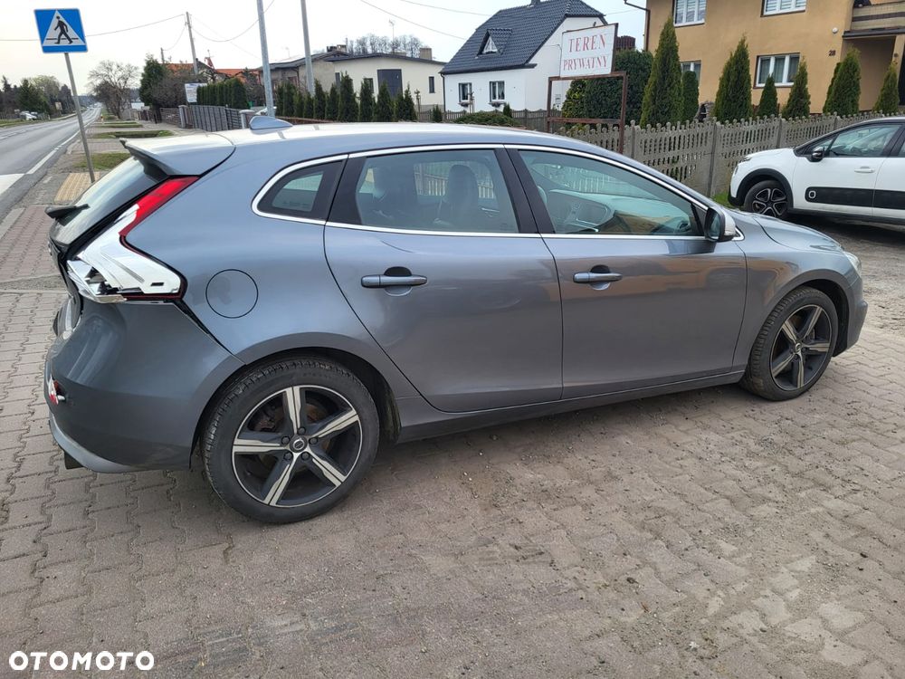 Volvo V40 D3 Geartronic Summum - 6