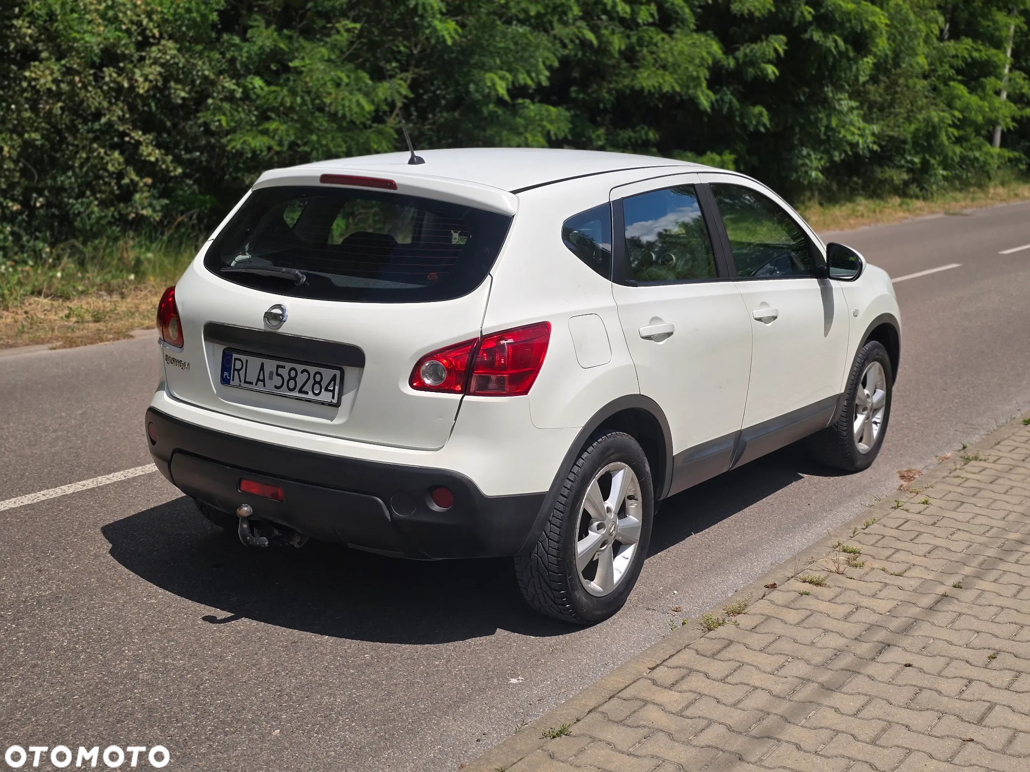 Nissan Qashqai 1.6 visia - 14