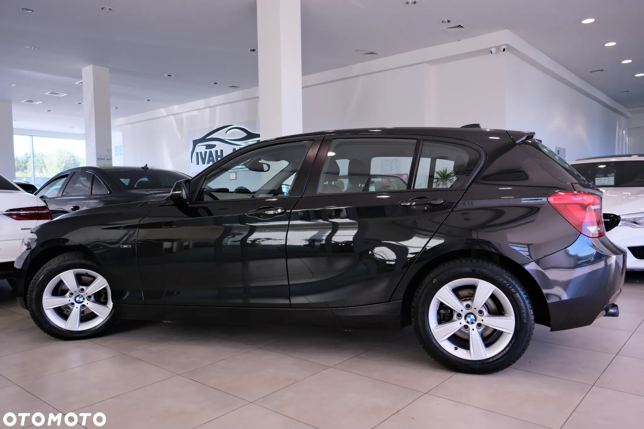 BMW Seria 1 116i Sport Line - 9