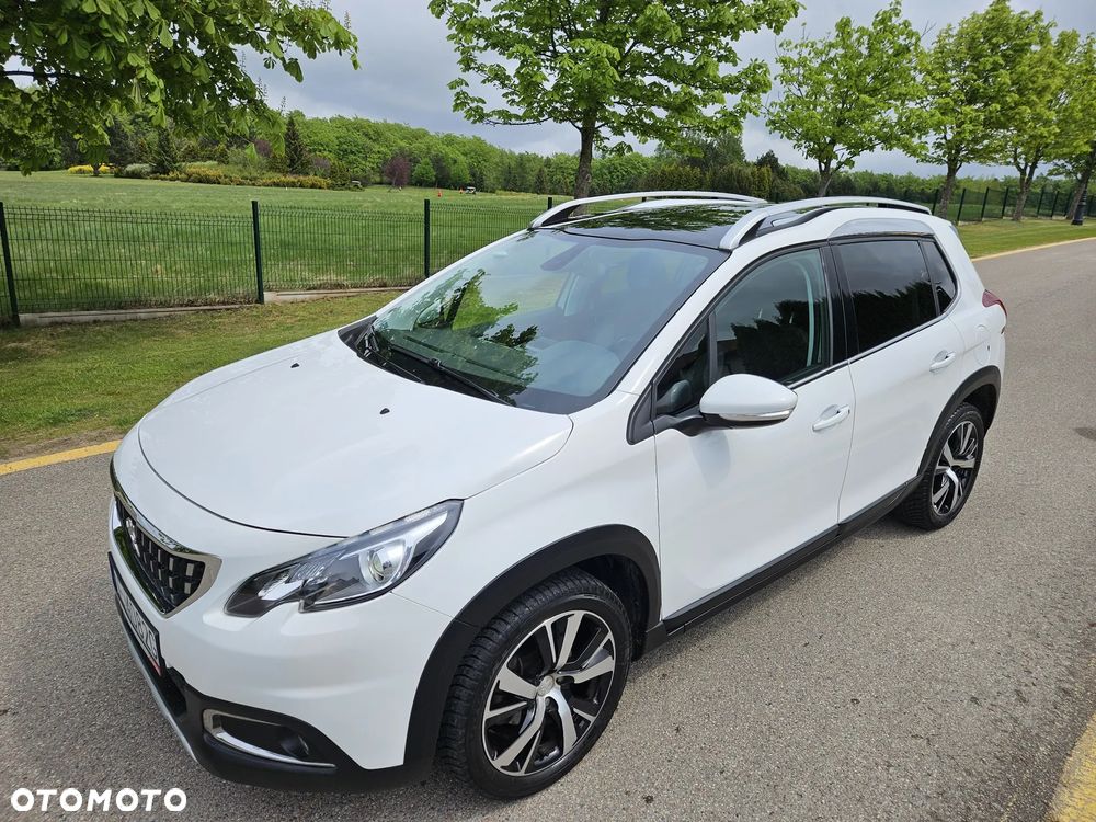 Peugeot 2008 1.2 Pure Tech Allure S&S - 8