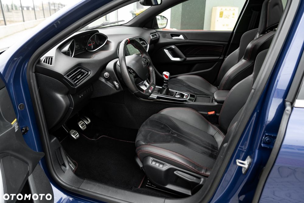 Peugeot 308 - 16