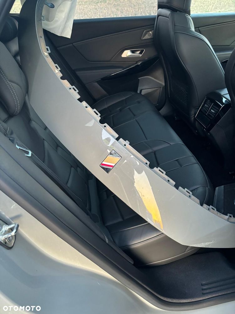 Citroën DS7 Crossback 4x4 PERFORMANCE LINE - 13