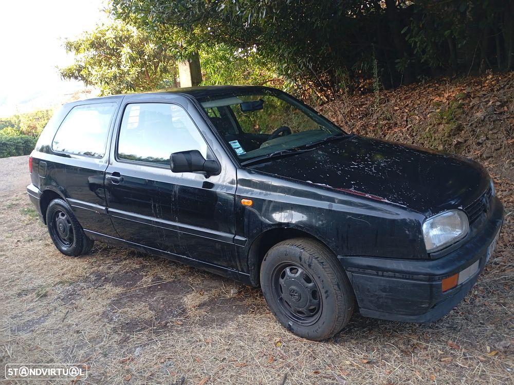 VW Golf 1.9 D CL - 2