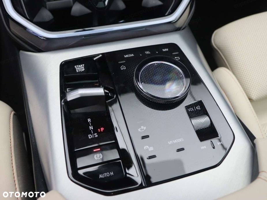 BMW X3 xDrive20 mHEV - 14