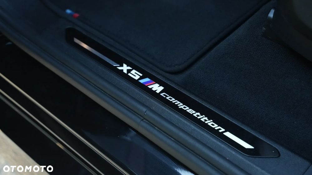 BMW X5 M Competition - 19