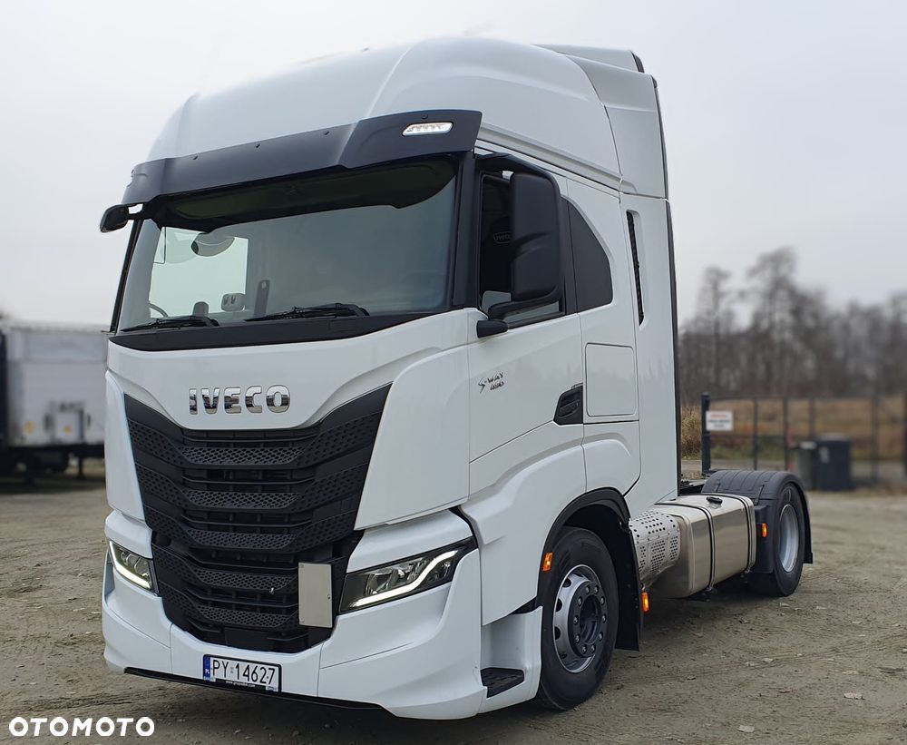 Iveco S-WAY 490