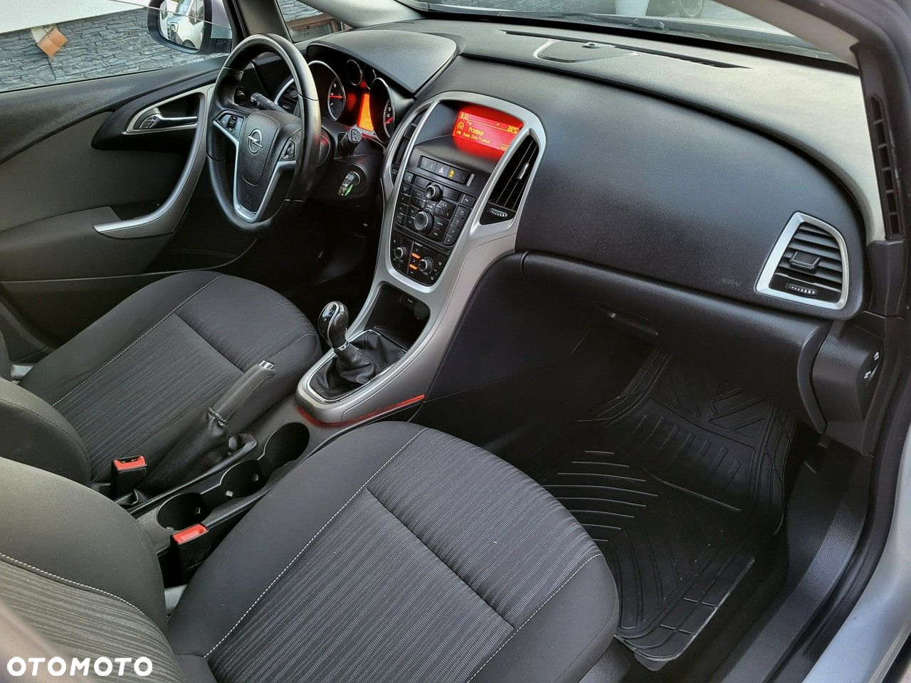 Opel Astra - 11
