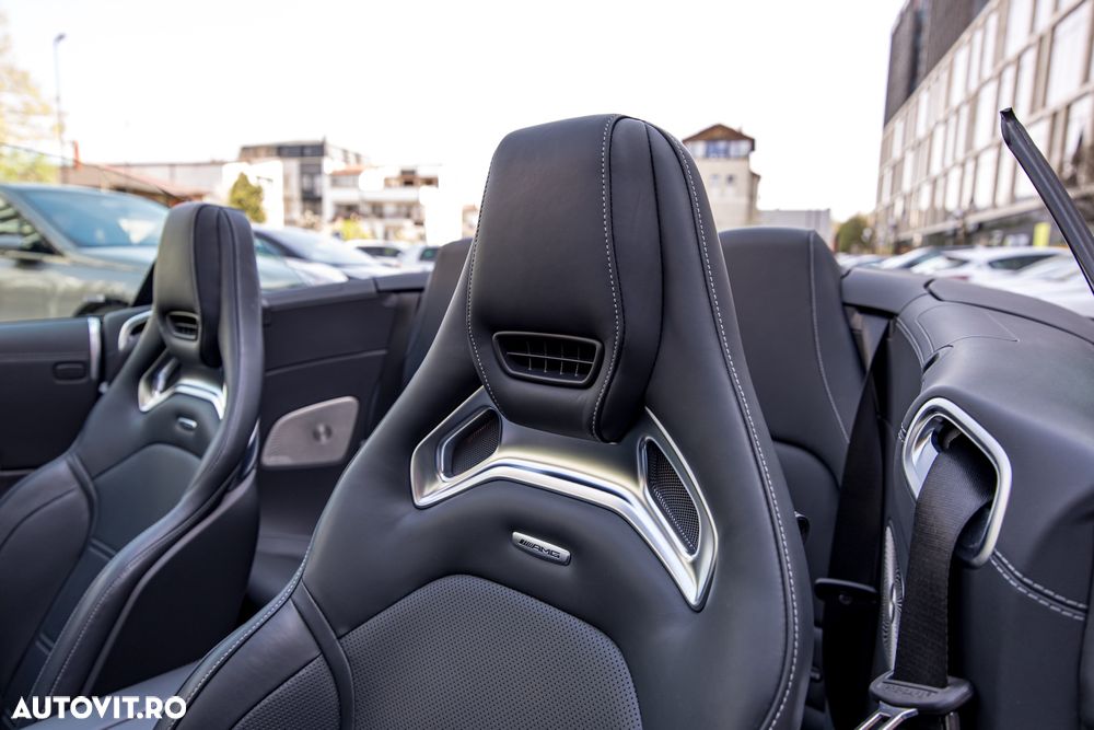 Mercedes-Benz SL - 37