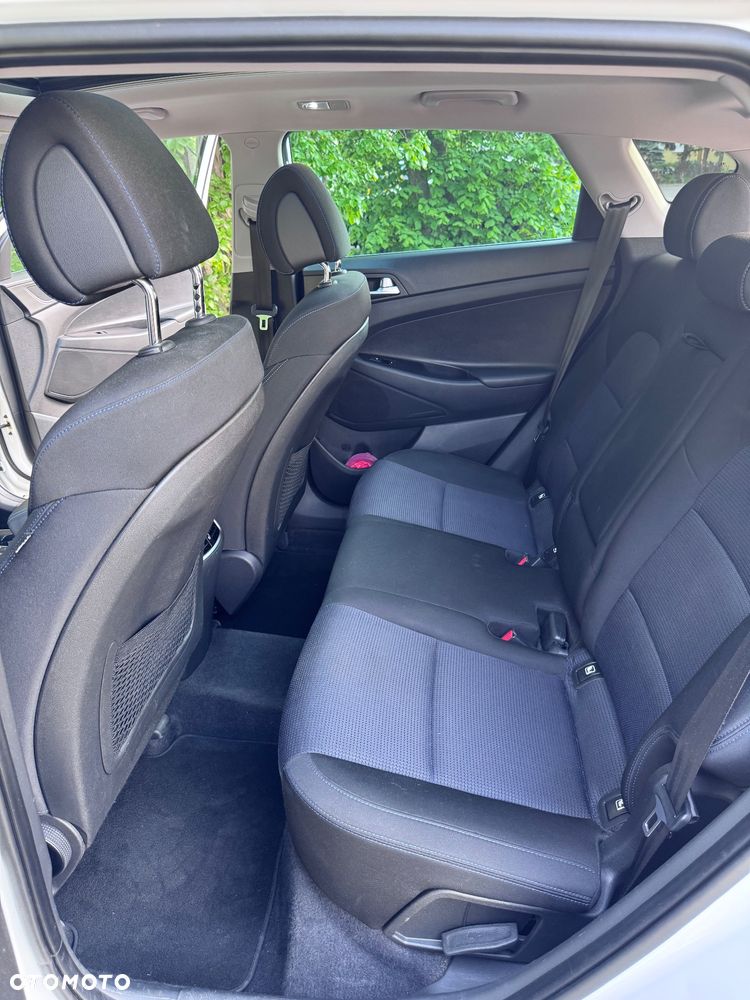 Hyundai Tucson 1.7 CRDI BlueDrive Style 2WD DCT - 14