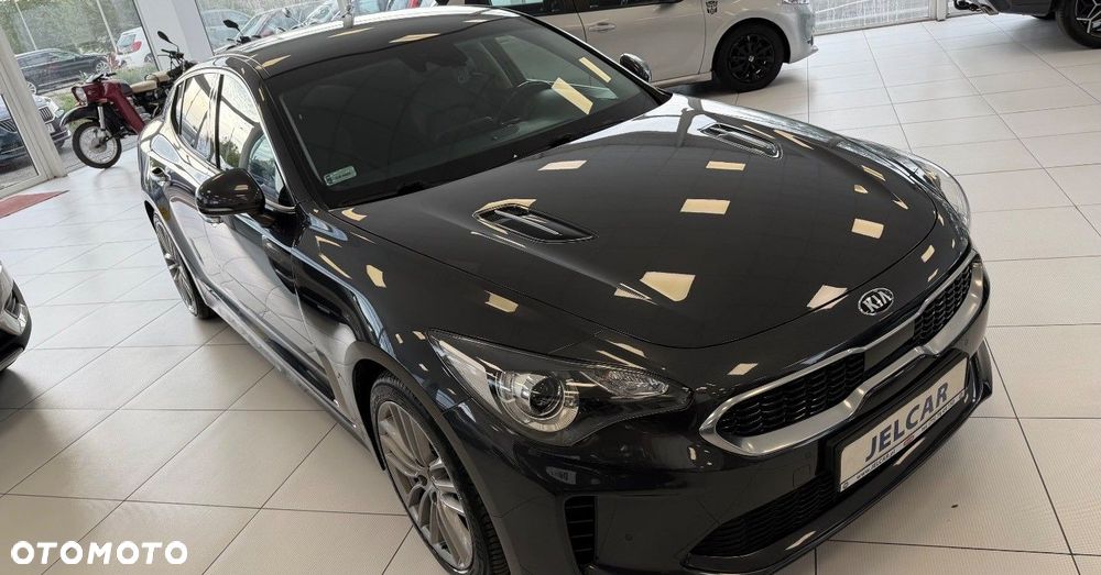 Kia Stinger 2.0 T-GDI GT Line - 11