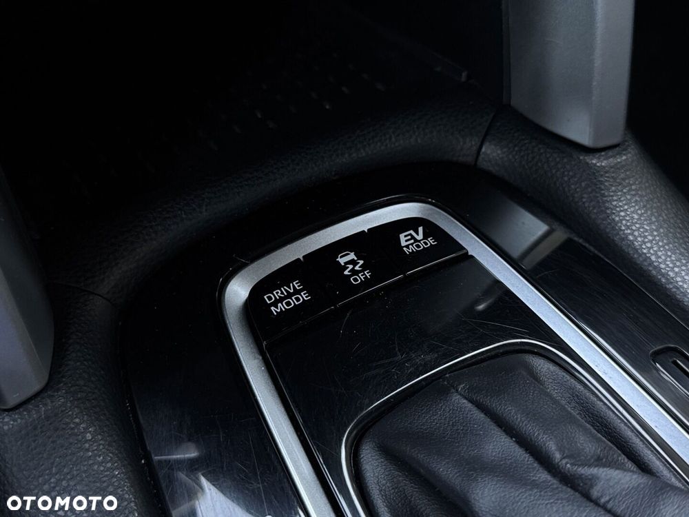 Toyota Corolla Cross - 26